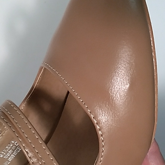 River Berry Mila Chunky Mid Heel Mary Jane Tan Heels Size 7 (S… - Picture 8 of 9